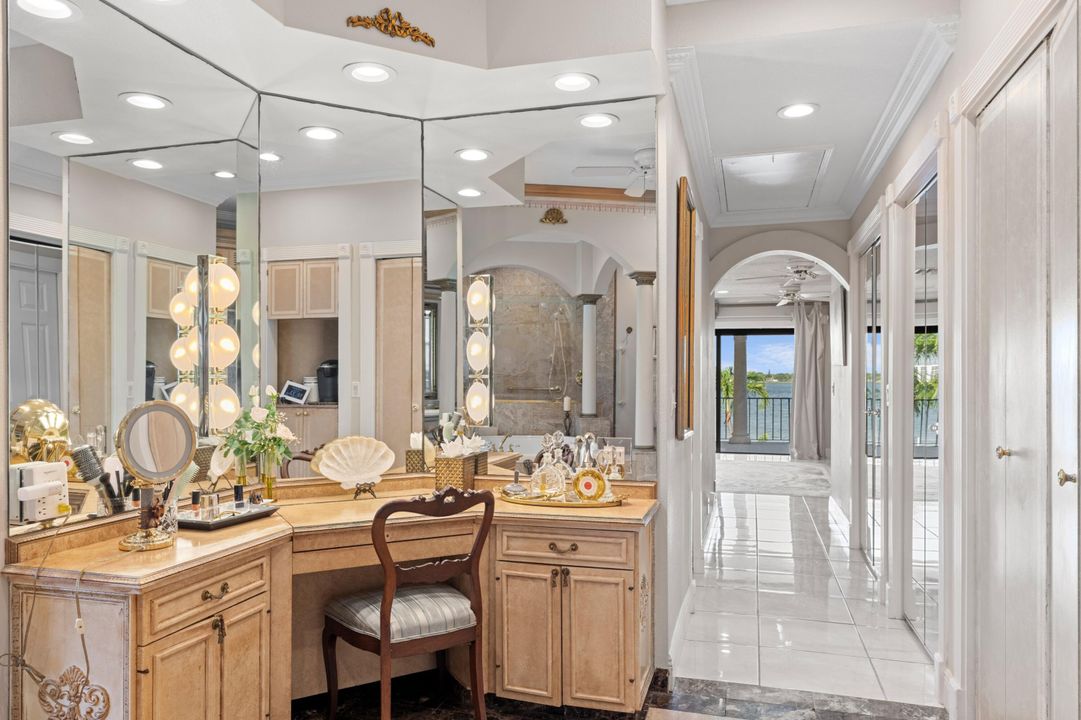 待售: $7,550,000 (4 贝兹, 4 浴室, 4106 平方英尺)