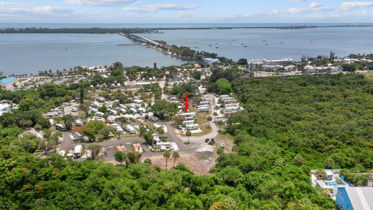 For Sale: $35,000 (2 beds, 2 baths, 952 Square Feet)