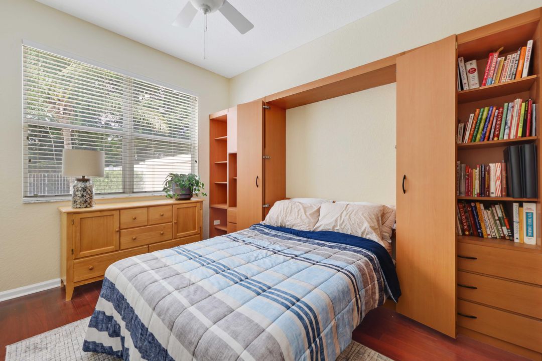 合同活跃: $685,000 (6 贝兹, 4 浴室, 3338 平方英尺)