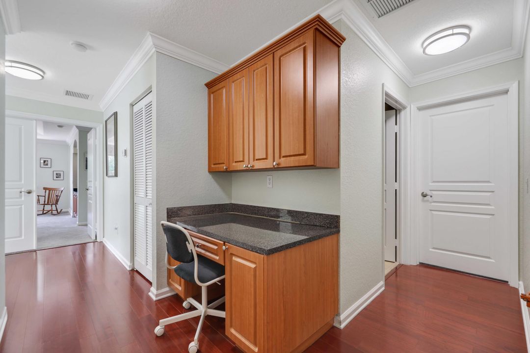 合同活跃: $685,000 (6 贝兹, 4 浴室, 3338 平方英尺)