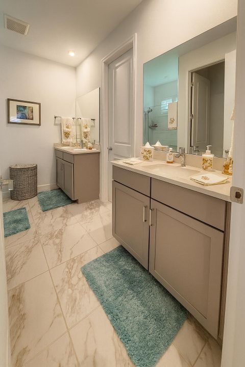 For Sale: $499,000 (3 beds, 2 baths, 1998 Square Feet)