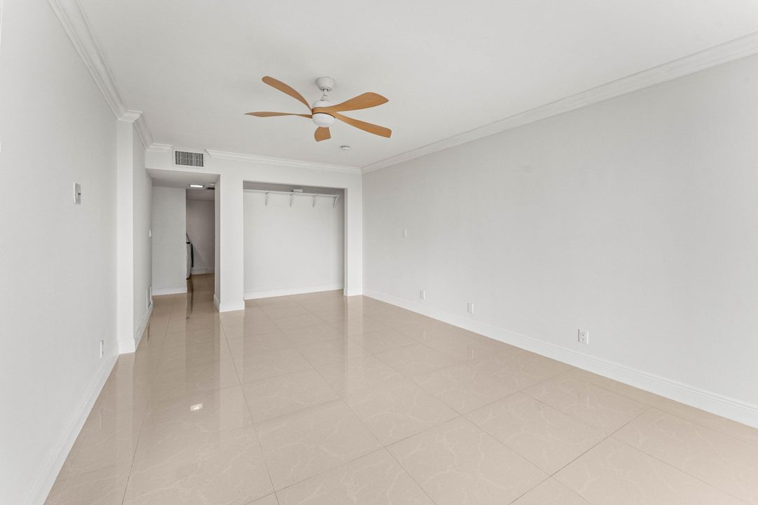 For Sale: $575,000 (2 beds, 2 baths, 1422 Square Feet)