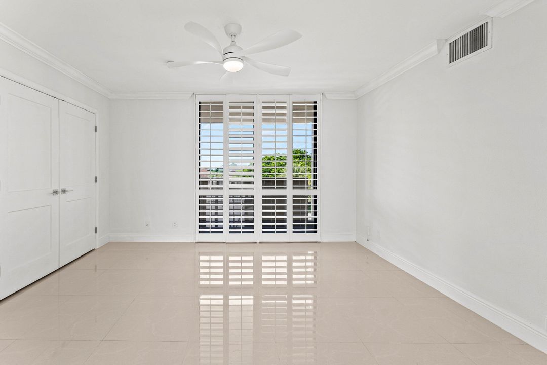 For Sale: $575,000 (2 beds, 2 baths, 1422 Square Feet)