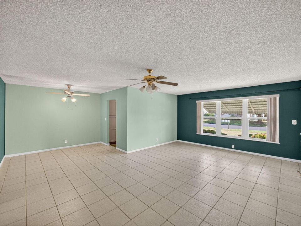 待售: $150,000 (2 贝兹, 2 浴室, 1120 平方英尺)