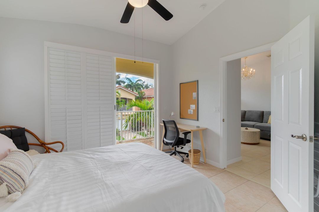 En Venta: $265,000 (2 camas, 2 baños, 1022 Pies cuadrados)