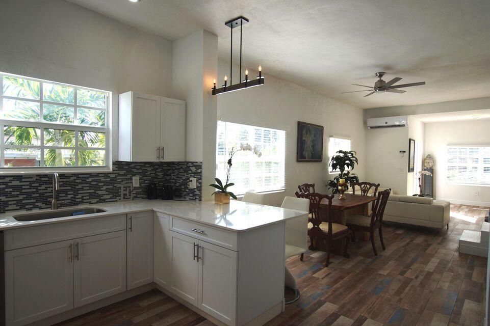 Active With Contract: $589,500 (0 beds, 0 baths, 2094 Square Feet)