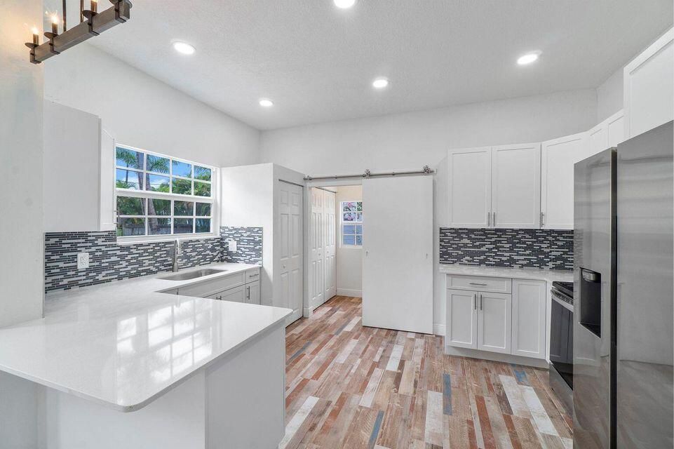 Active With Contract: $589,500 (0 beds, 0 baths, 2094 Square Feet)