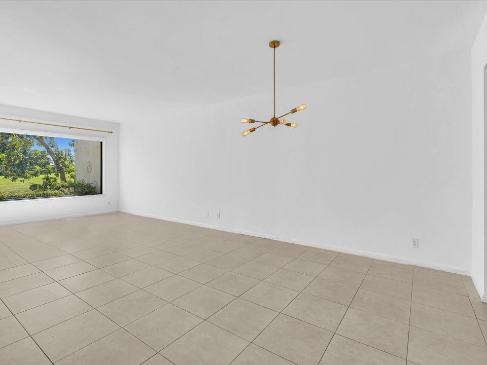 For Sale: $459,900 (2 beds, 2 baths, 1449 Square Feet)