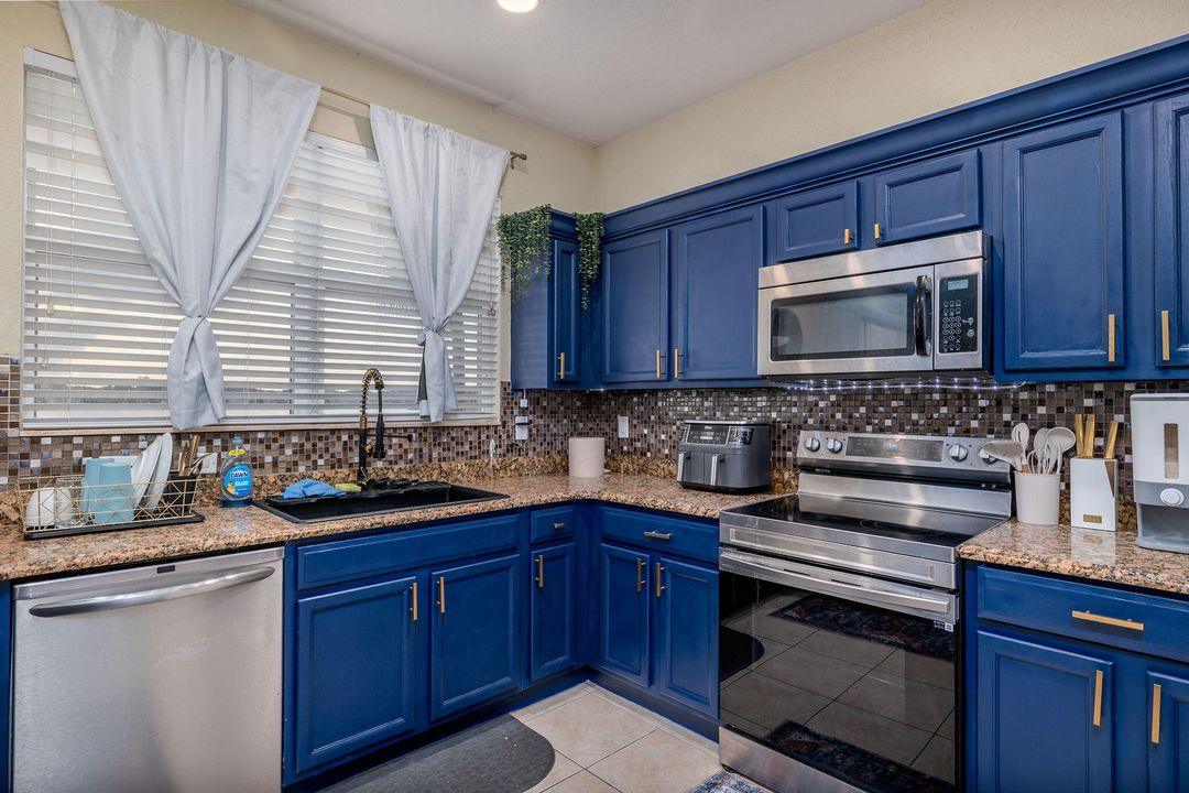 Active With Contract: $360,000 (4 beds, 2 baths, 2251 Square Feet)