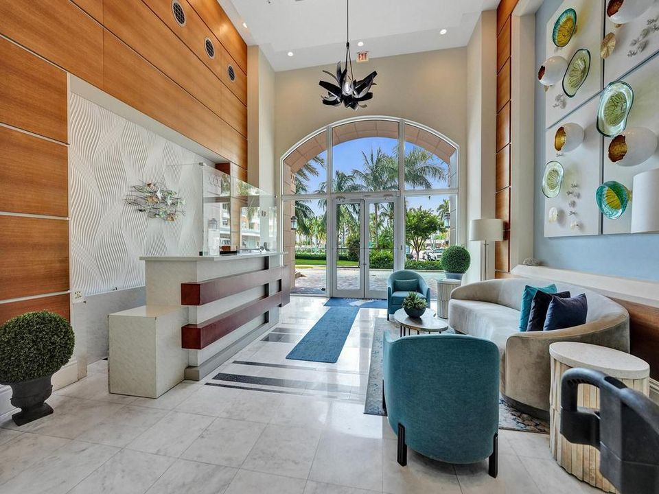 For Sale: $750,000 (2 beds, 2 baths, 1206 Square Feet)