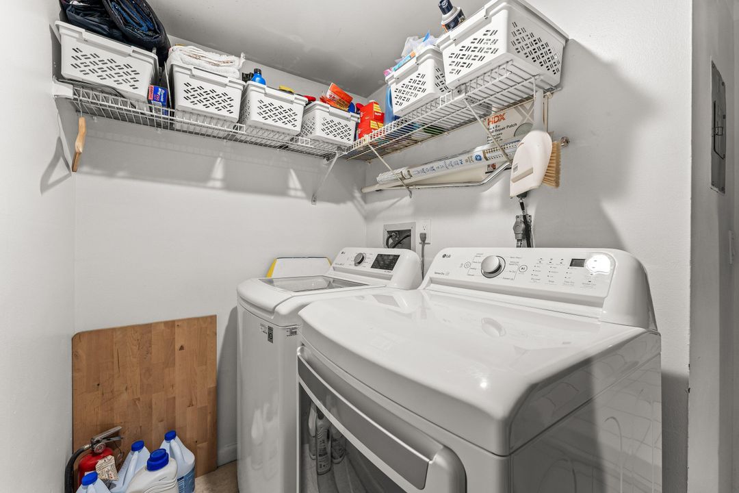 На продажу: $365,000 (3 спален, 2 ванн, 1722 Квадратных фут)