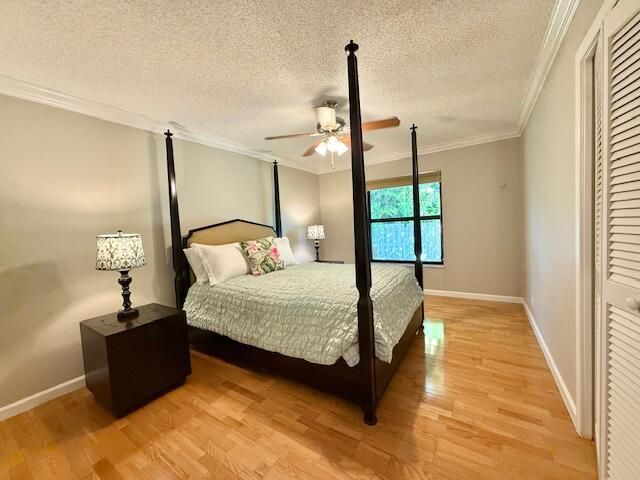 For Rent: $6,500 (4 beds, 2 baths, 2490 Square Feet)