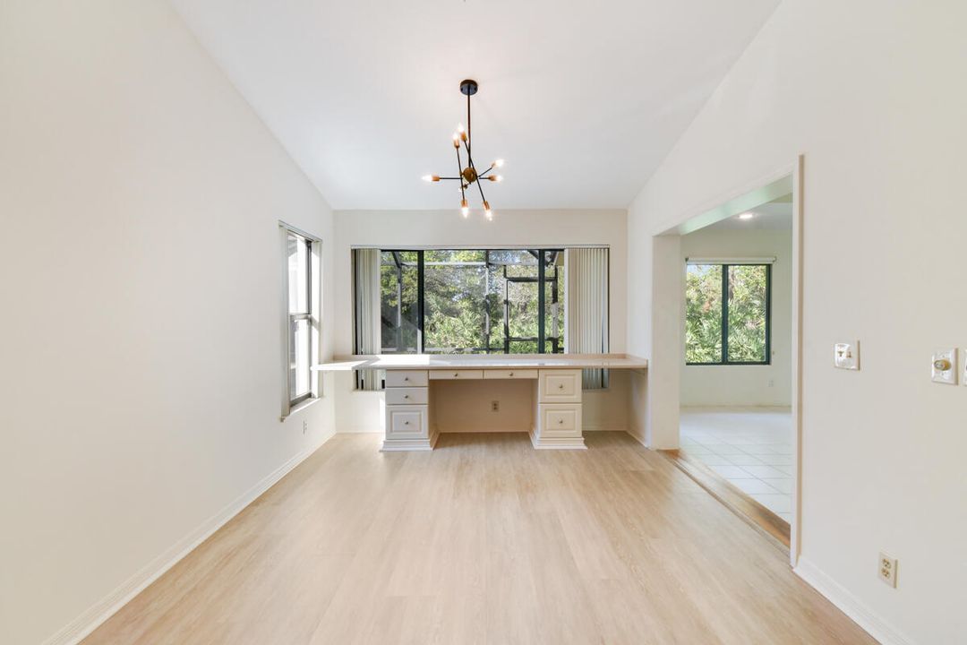 待售: $399,000 (3 贝兹, 2 浴室, 2591 平方英尺)