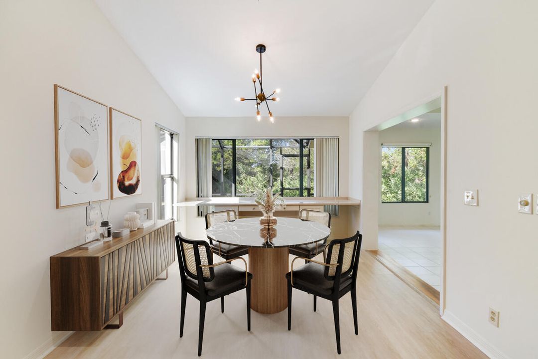 待售: $399,000 (3 贝兹, 2 浴室, 2591 平方英尺)