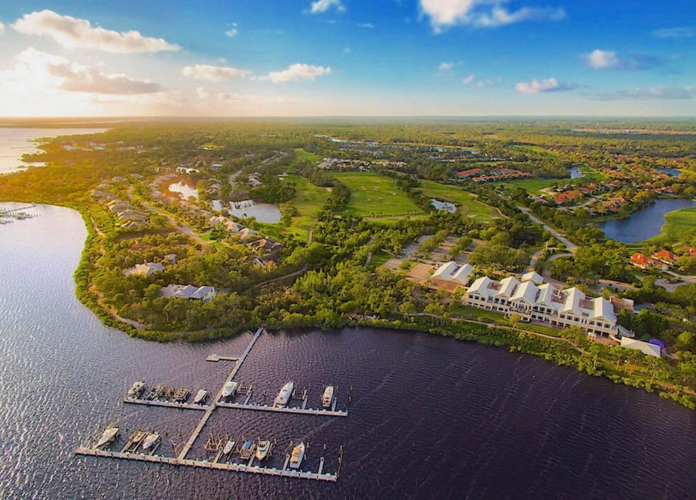 待售: $399,000 (3 贝兹, 2 浴室, 2591 平方英尺)