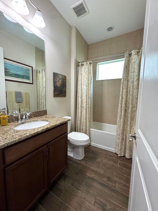 For Sale: $549,900 (3 beds, 2 baths, 1913 Square Feet)