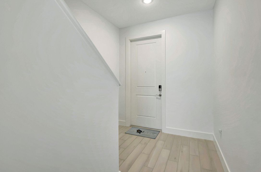 На продажу: $429,000 (3 спален, 2 ванн, 1663 Квадратных фут)