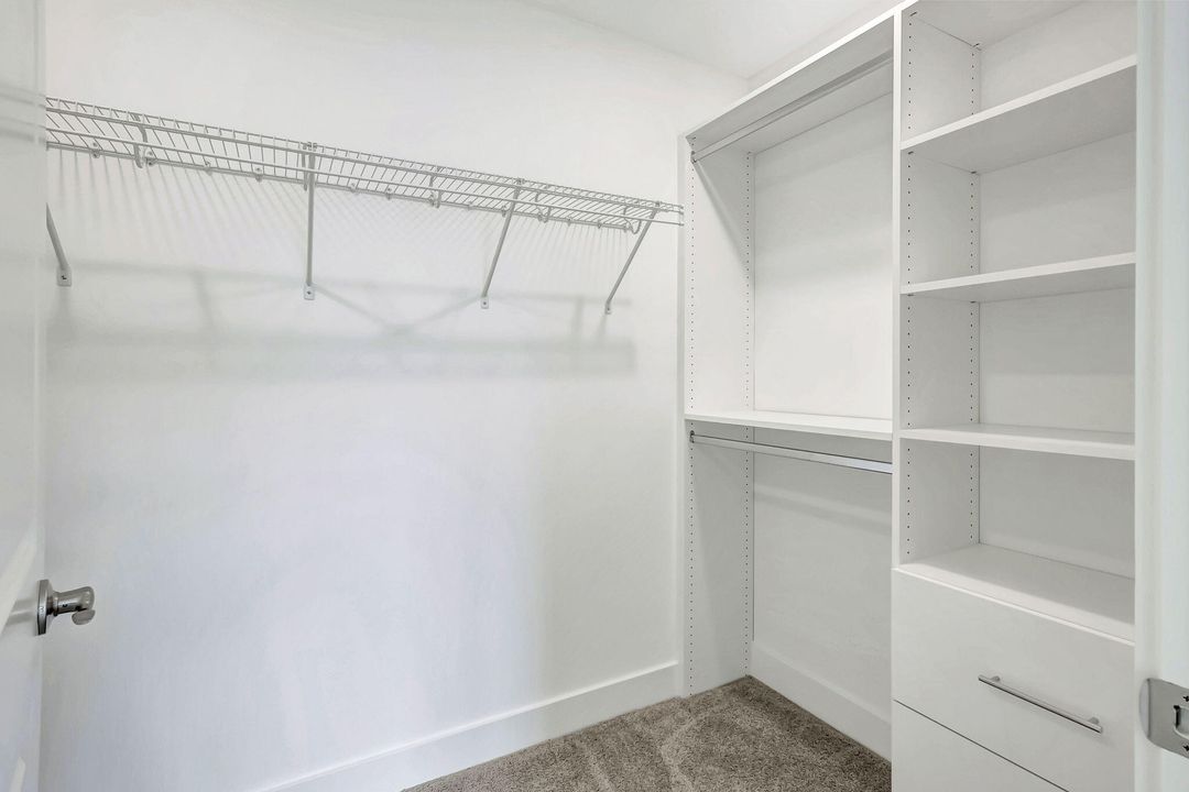 На продажу: $429,000 (3 спален, 2 ванн, 1663 Квадратных фут)