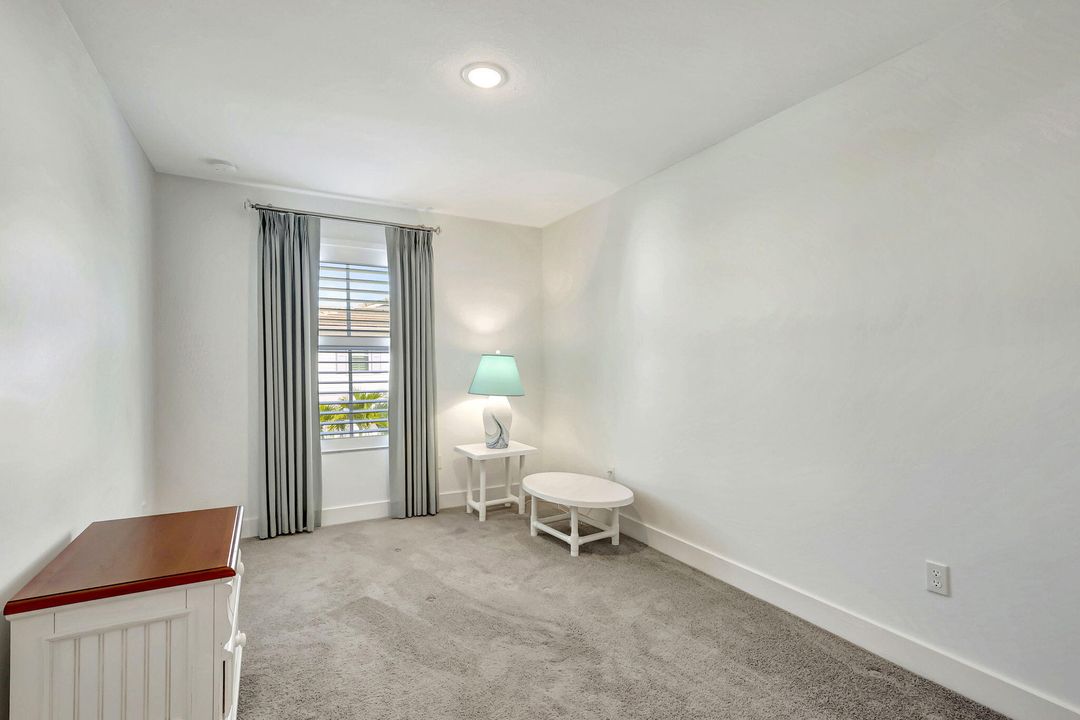 На продажу: $429,000 (3 спален, 2 ванн, 1663 Квадратных фут)