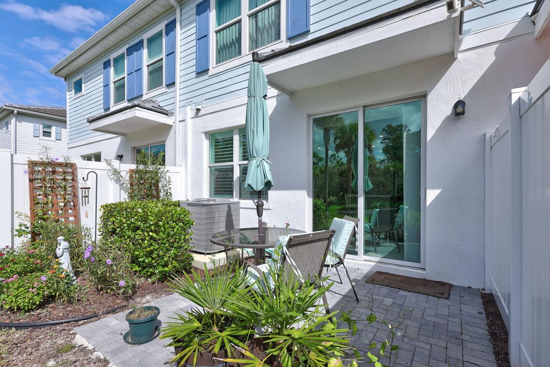 На продажу: $429,000 (3 спален, 2 ванн, 1663 Квадратных фут)