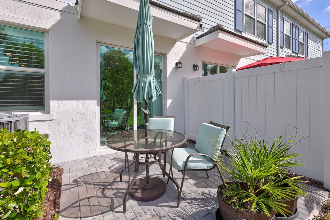 На продажу: $429,000 (3 спален, 2 ванн, 1663 Квадратных фут)