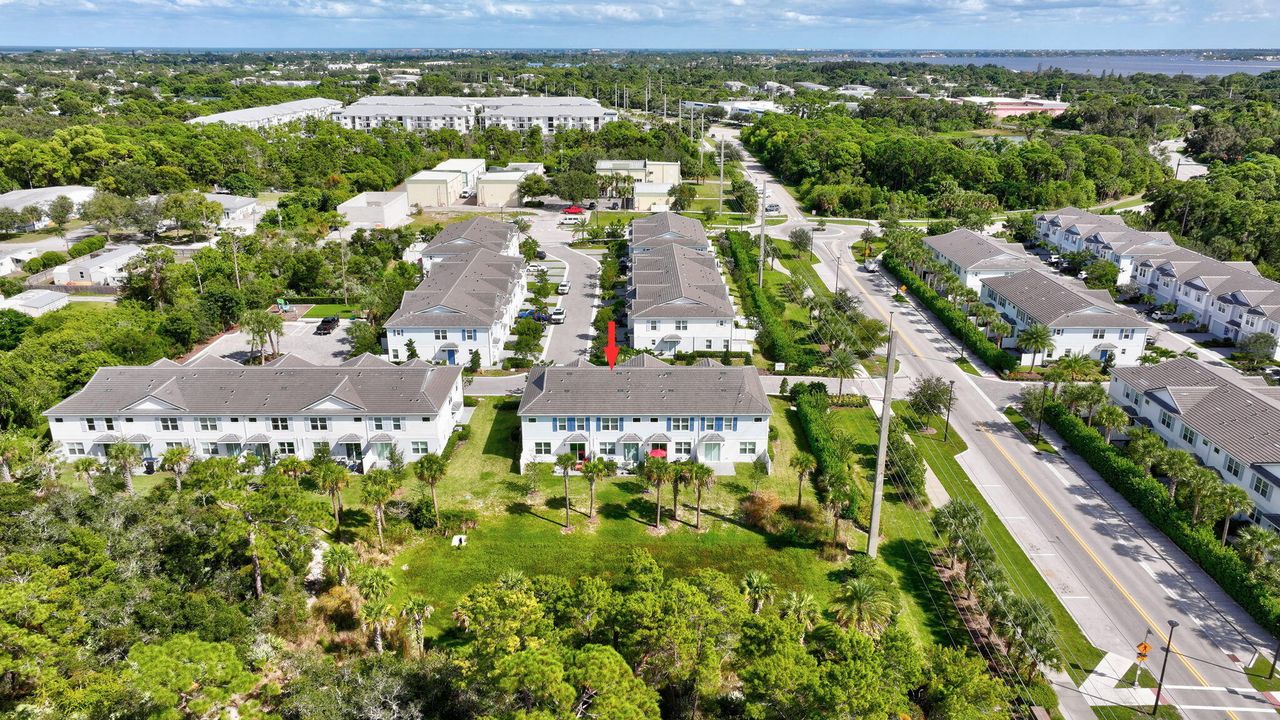 На продажу: $429,000 (3 спален, 2 ванн, 1663 Квадратных фут)