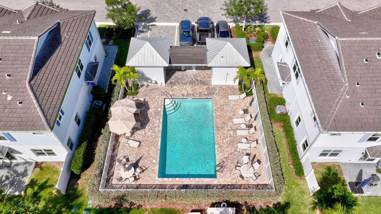 На продажу: $429,000 (3 спален, 2 ванн, 1663 Квадратных фут)