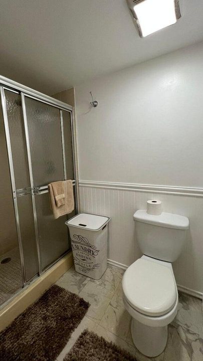 For Sale: $285,000 (2 beds, 2 baths, 1385 Square Feet)