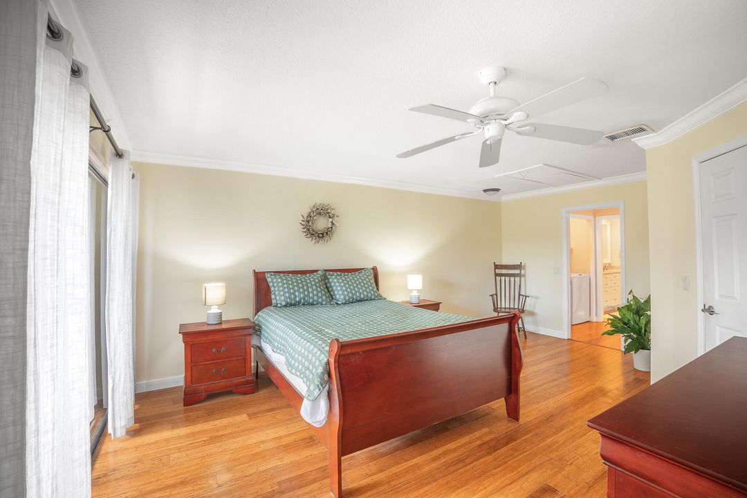 Active With Contract: $228,000 (2 beds, 2 baths, 1324 Square Feet)