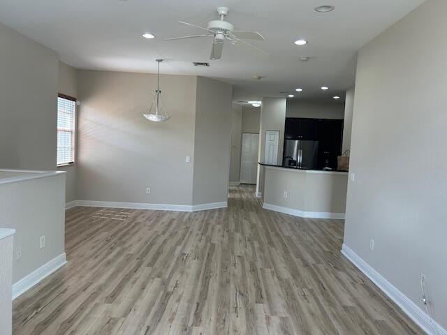 For Sale: $349,000 (3 beds, 2 baths, 1500 Square Feet)