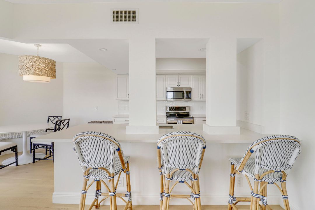 For Rent: $4,500 (2 beds, 2 baths, 1763 Square Feet)