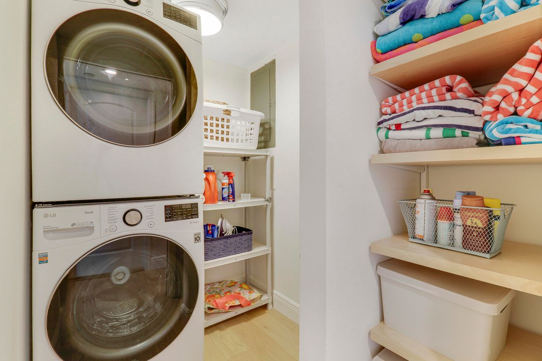 For Rent: $4,500 (2 beds, 2 baths, 1763 Square Feet)