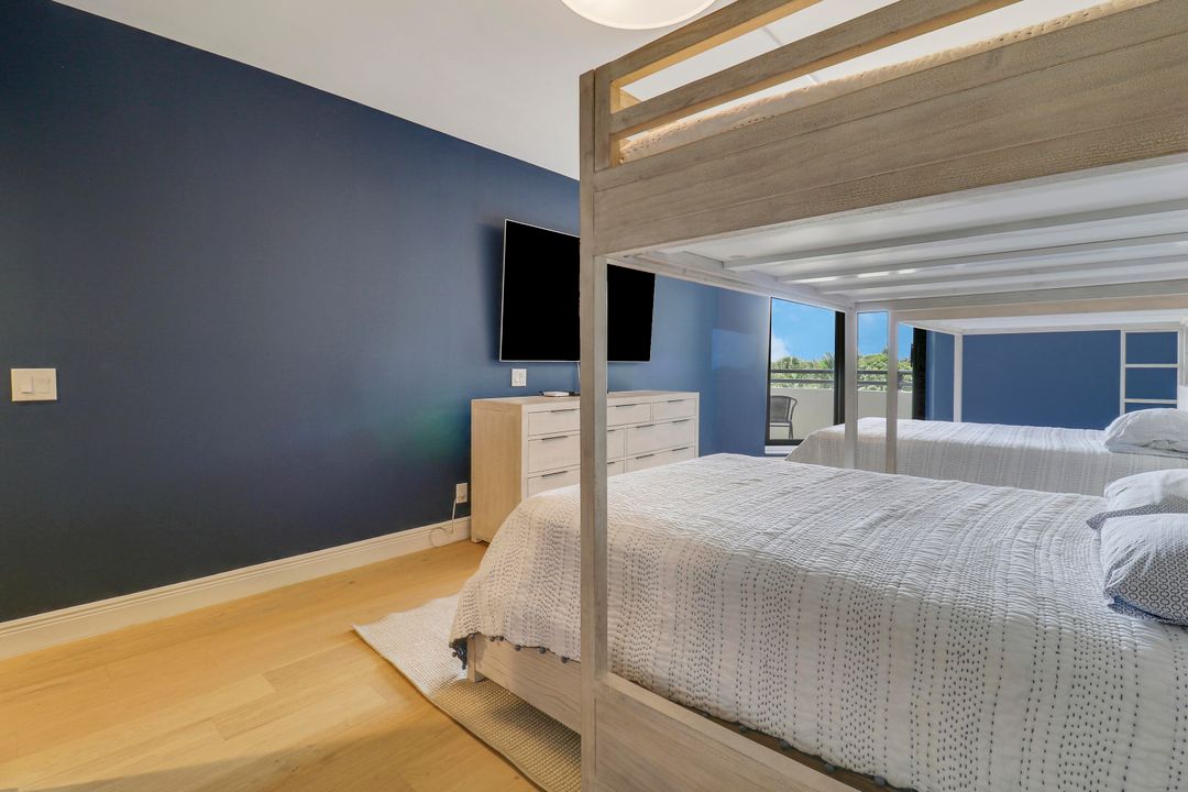 For Rent: $4,500 (2 beds, 2 baths, 1763 Square Feet)