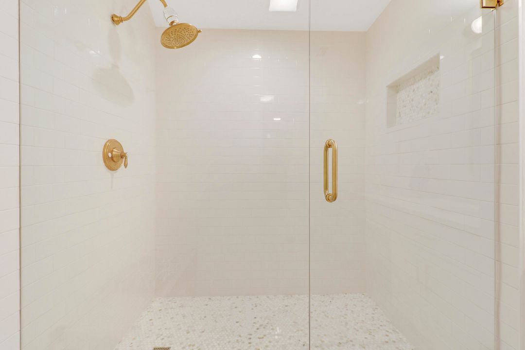 For Rent: $4,500 (2 beds, 2 baths, 1763 Square Feet)