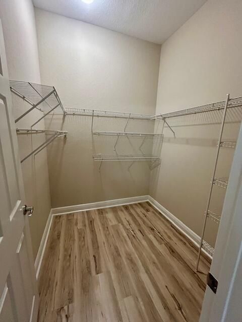 For Sale: $349,000 (3 beds, 2 baths, 1500 Square Feet)