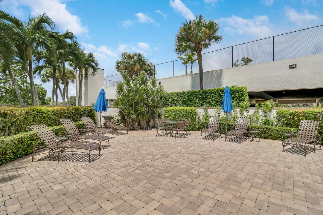 For Rent: $4,500 (2 beds, 2 baths, 1763 Square Feet)