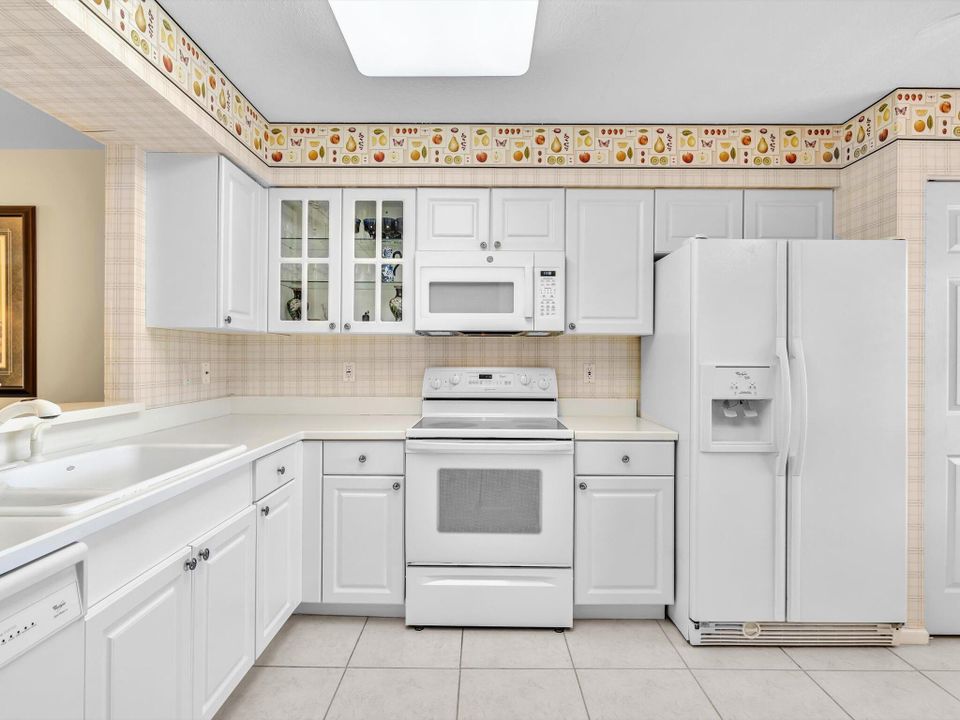 For Sale: $265,000 (3 beds, 2 baths, 1795 Square Feet)