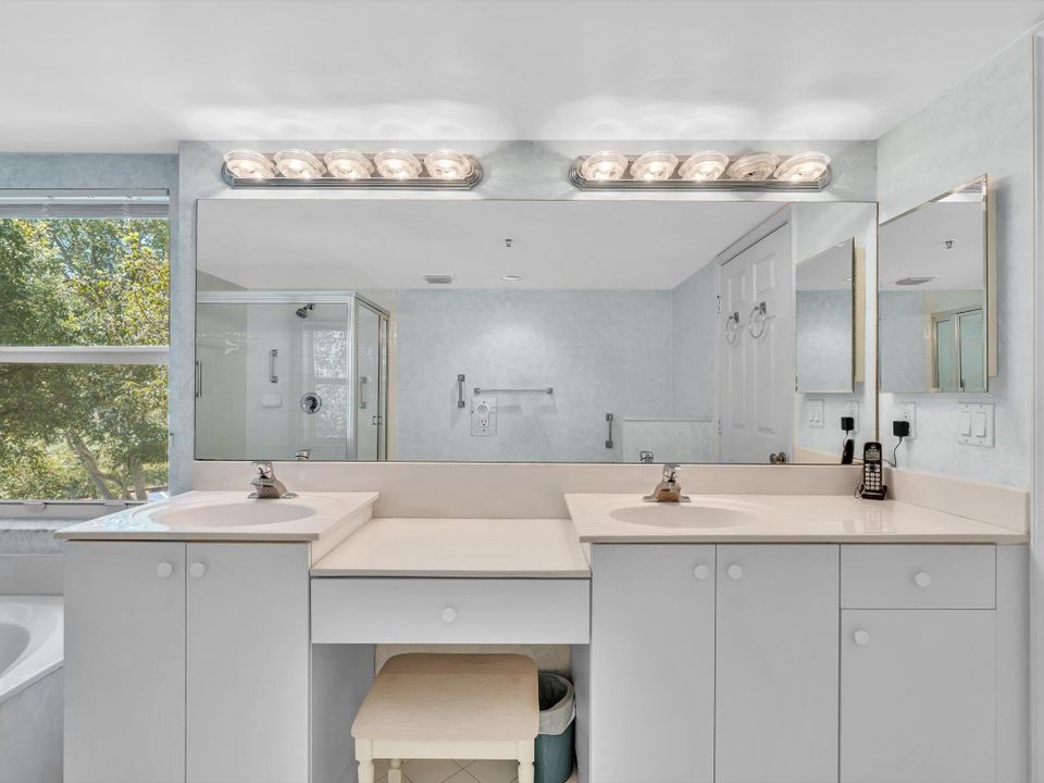 For Sale: $265,000 (3 beds, 2 baths, 1795 Square Feet)