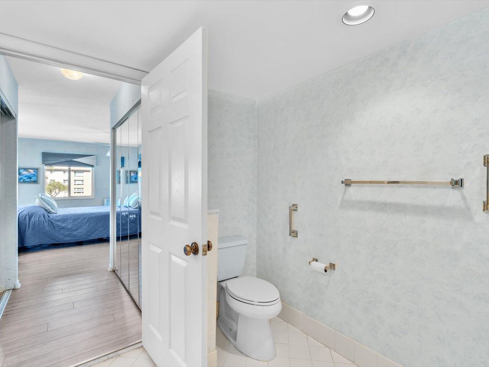 For Sale: $265,000 (3 beds, 2 baths, 1795 Square Feet)