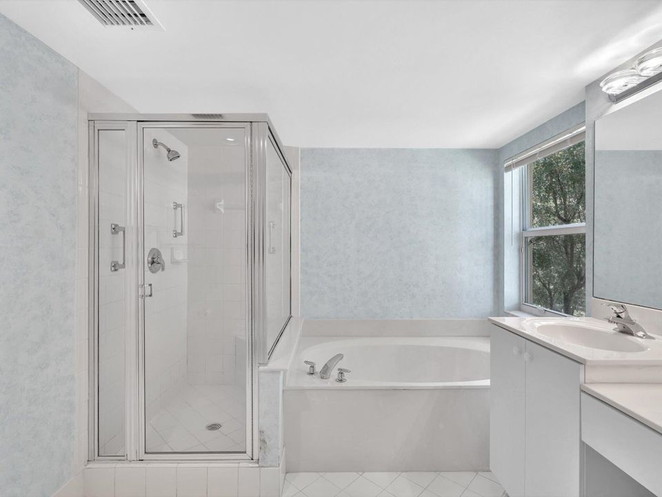 For Sale: $265,000 (3 beds, 2 baths, 1795 Square Feet)