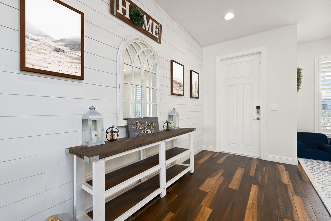 For Sale: $1,249,000 (5 beds, 2 baths, 3271 Square Feet)