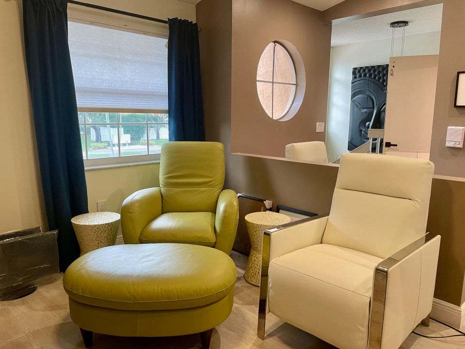 出租: $3,200 (2 贝兹, 2 浴室, 1822 平方英尺)