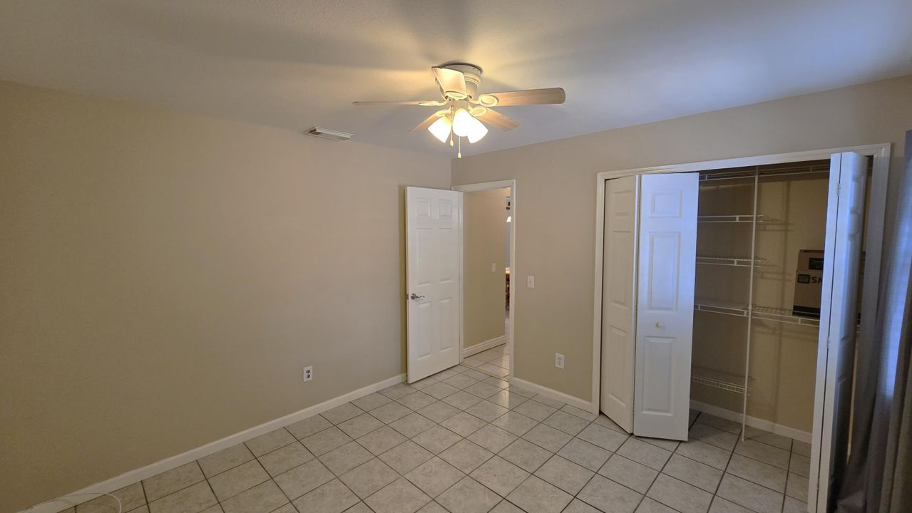 Active With Contract: $375,000 (3 beds, 2 baths, 1652 Square Feet)