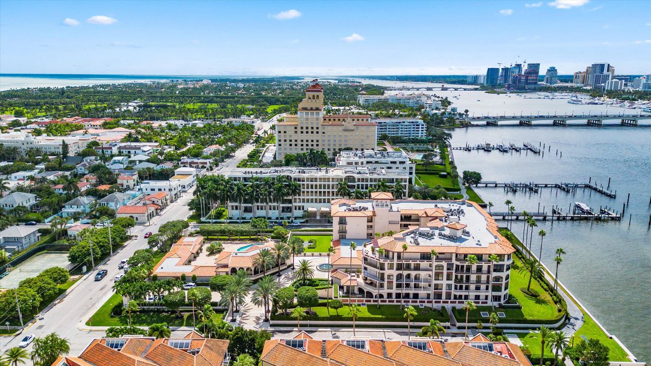 For Sale: $9,500,000 (3 beds, 4 baths, 3290 Square Feet)