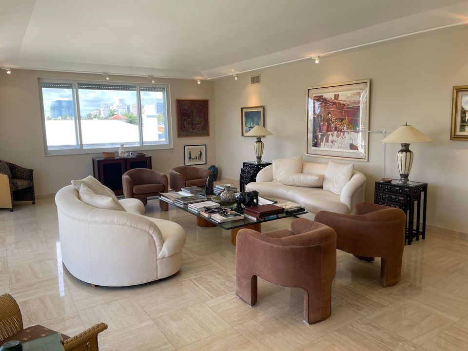 For Sale: $6,900,000 (3 beds, 3 baths, 2428 Square Feet)