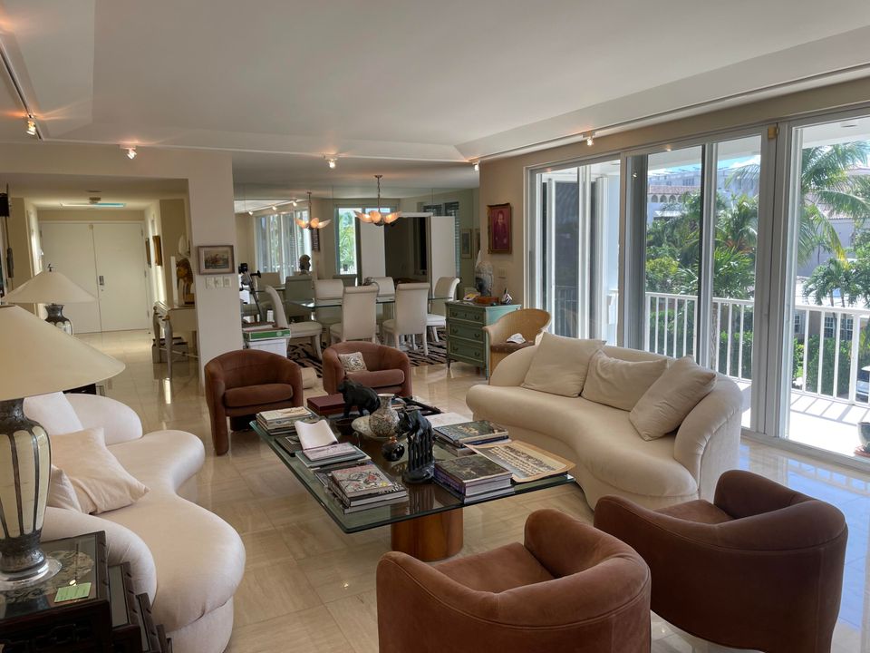 For Sale: $6,900,000 (3 beds, 3 baths, 2428 Square Feet)
