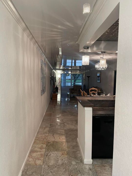 Activo con contrato: $2,195 (2 camas, 2 baños, 1210 Pies cuadrados)