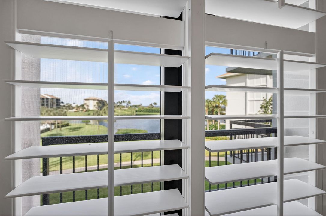 На продажу: $639,900 (2 спален, 2 ванн, 1332 Квадратных фут)