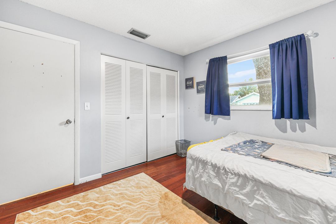 For Sale: $475,000 (3 beds, 2 baths, 1387 Square Feet)