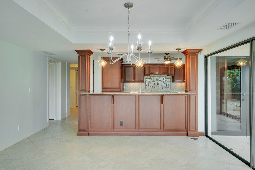 For Sale: $1,275,000 (3 beds, 3 baths, 2197 Square Feet)